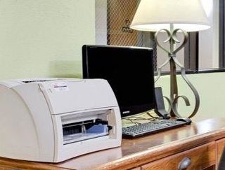 Super8 By Wyndham Nearby St Petersburg International Airport Hotel Clearwater