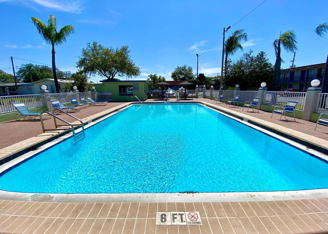 Gulf Way Motel 2*